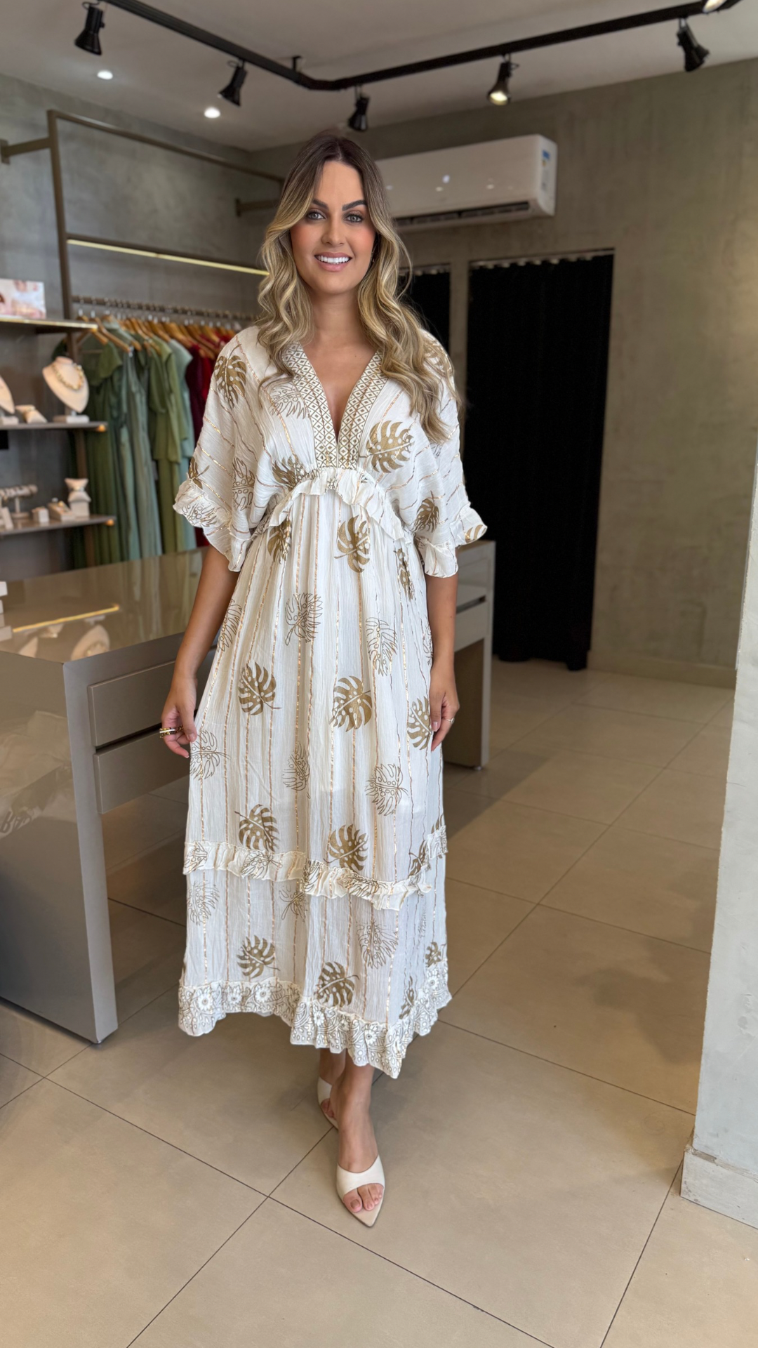 VESTIDO INDIANO MORCEGO