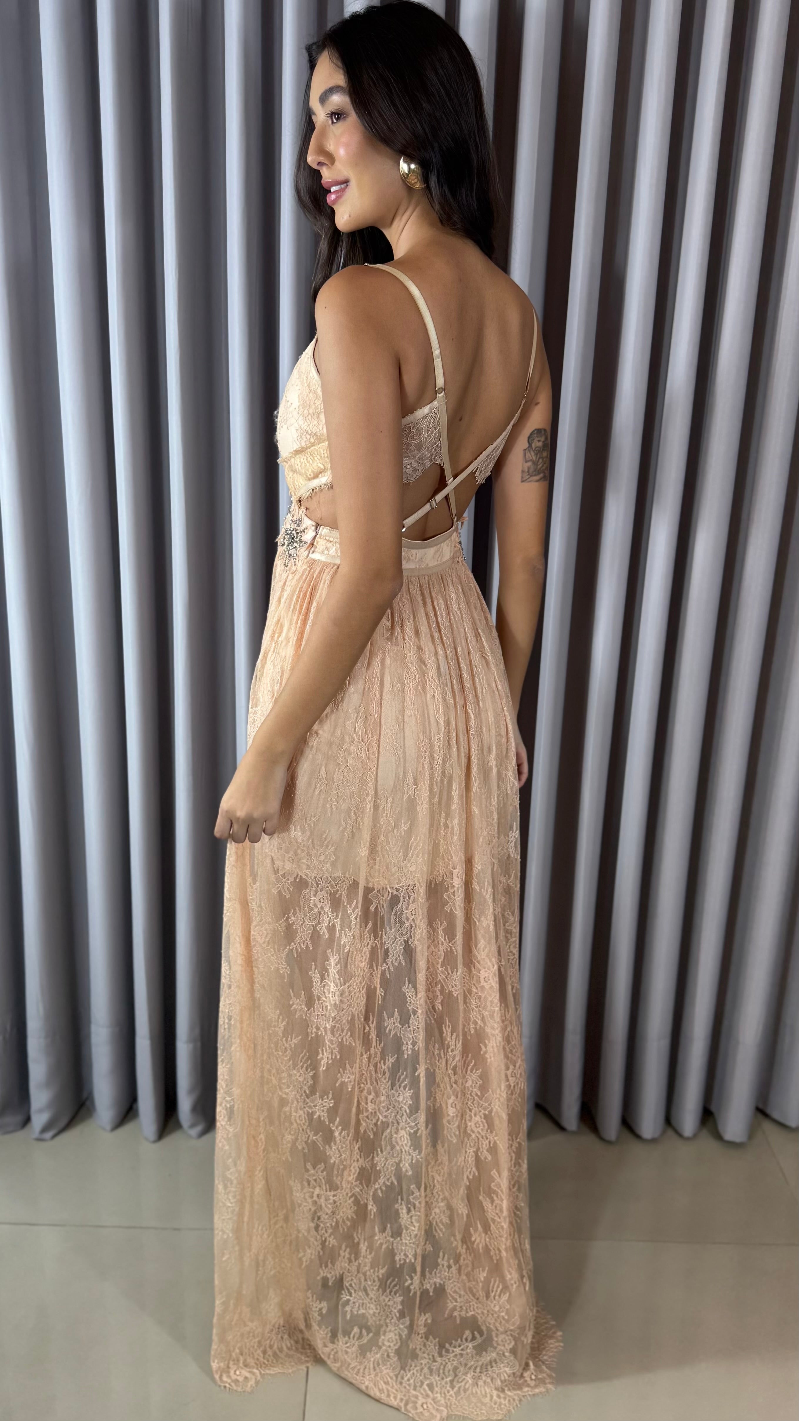 VESTIDO LONGO BORDADO – CAOS