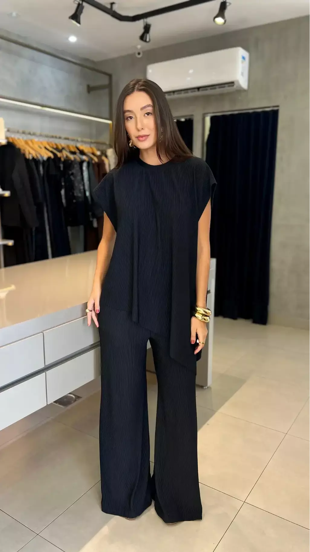 CONJUNTO ASSIMETRICO