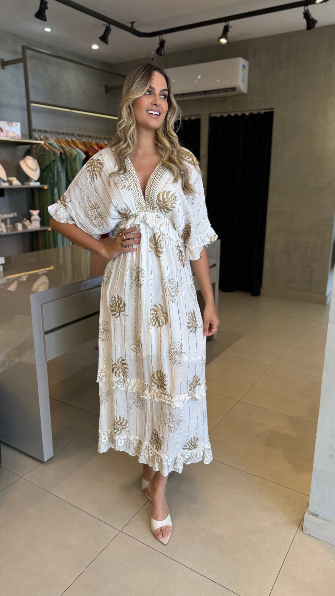 VESTIDO INDIANO MORCEGO