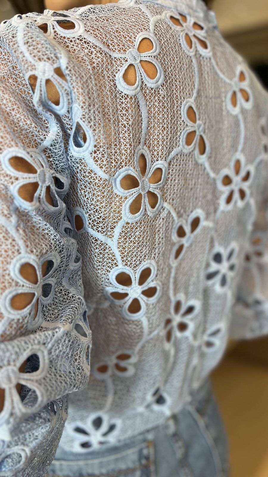 BLUSA RENDA FLOR