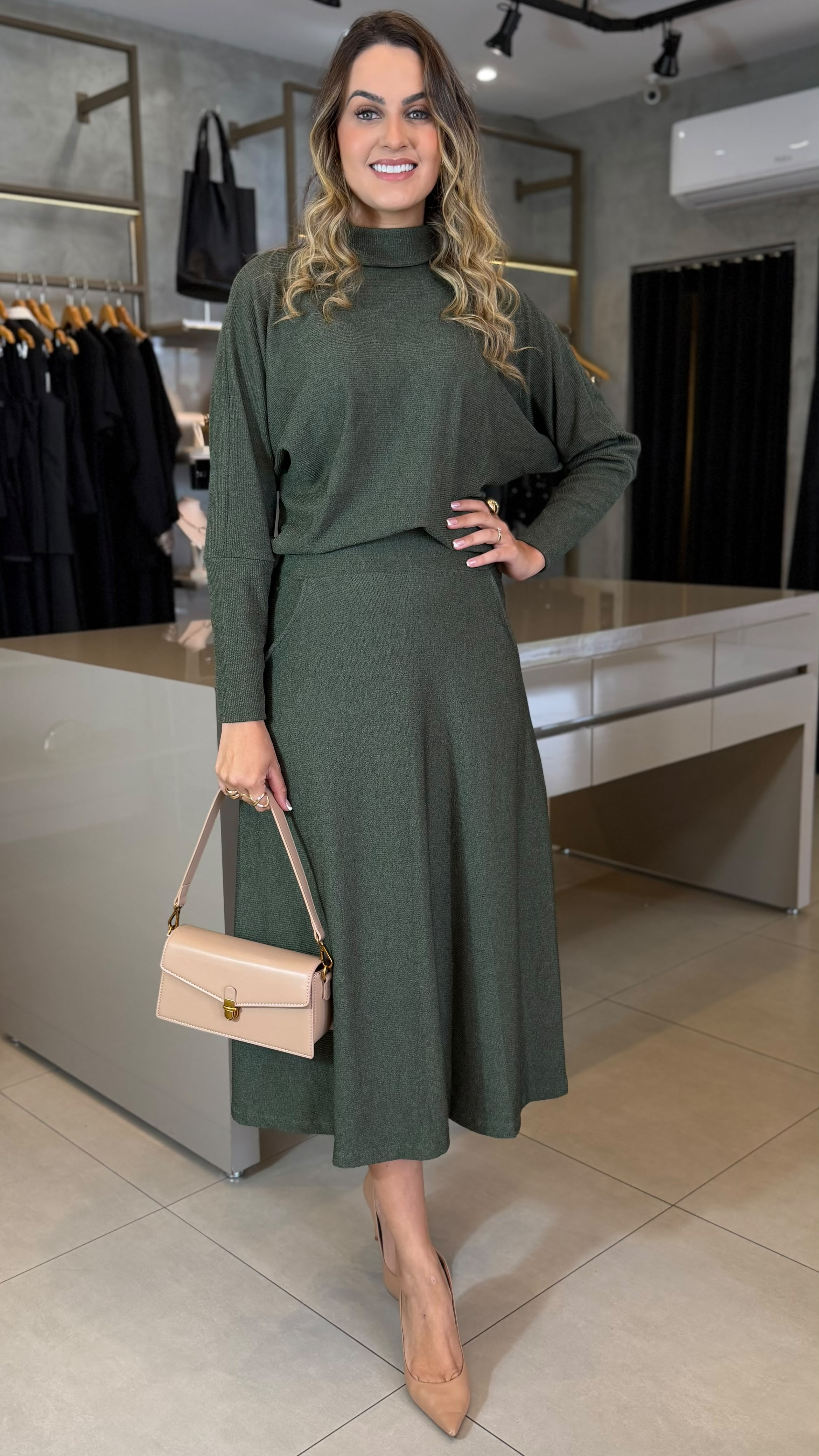 CONJUNTO SAIA ELAINE
