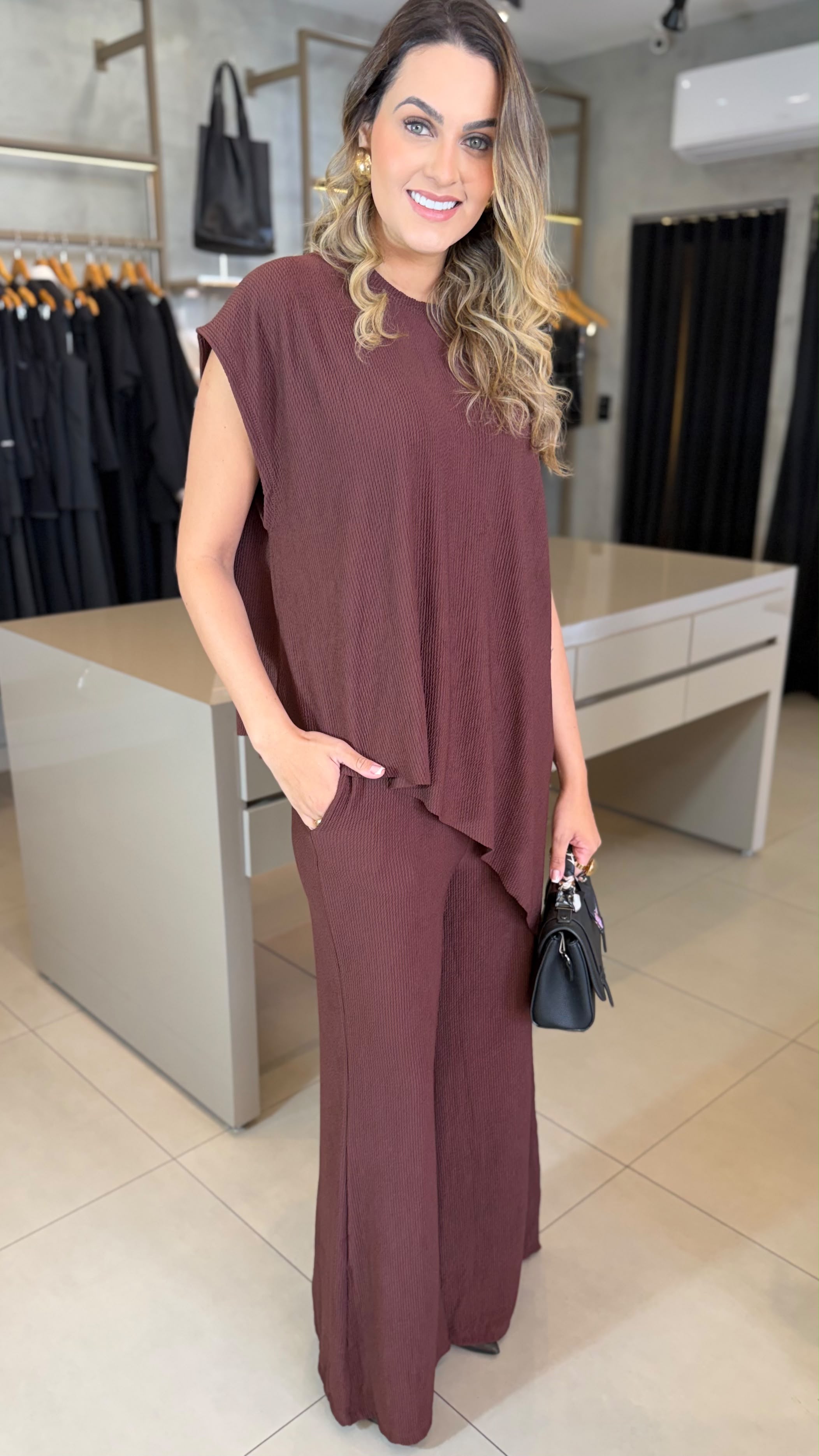 CONJUNTO ASSIMETRICO