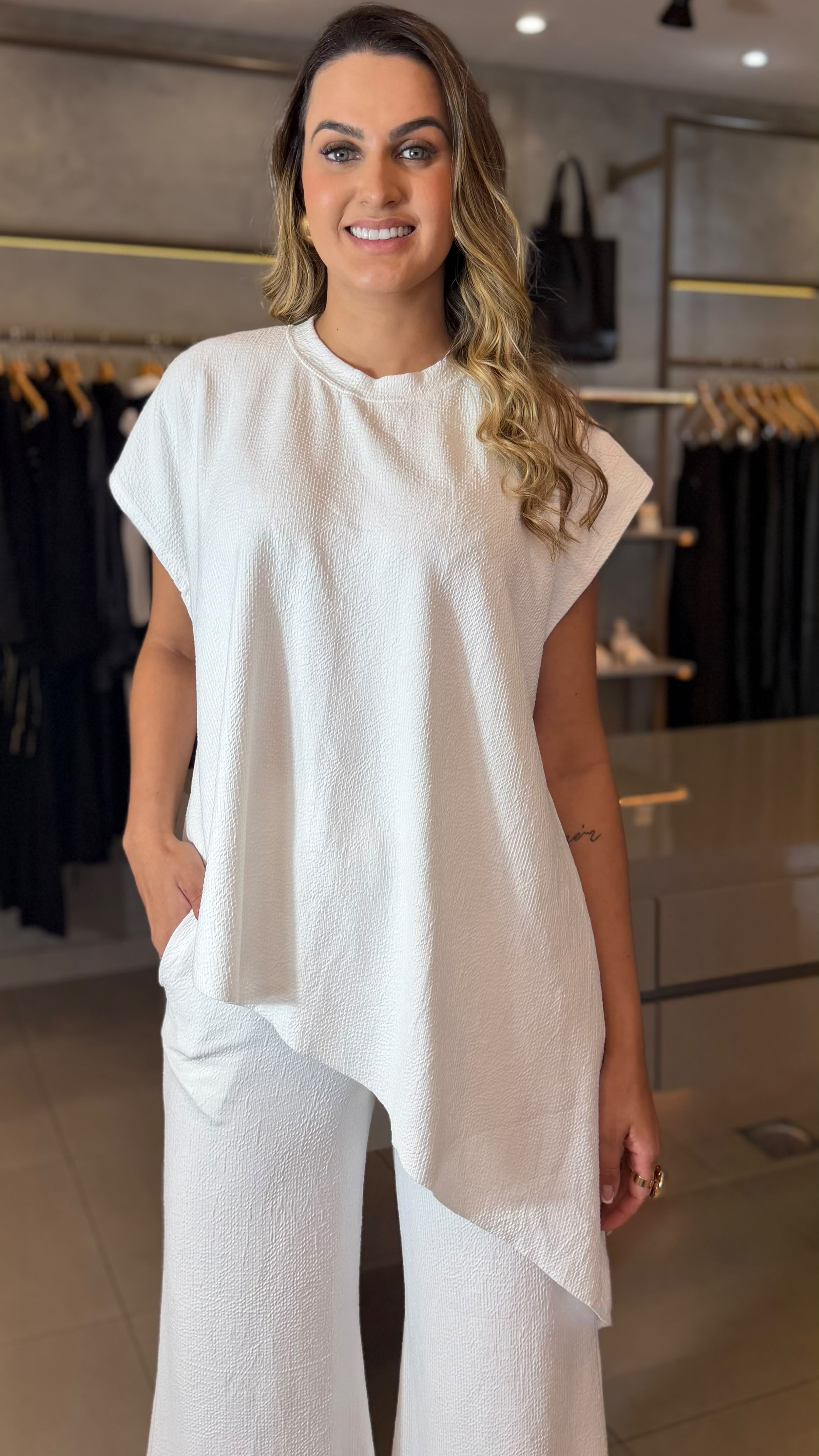 CONJUNTO ASSIMETRICO