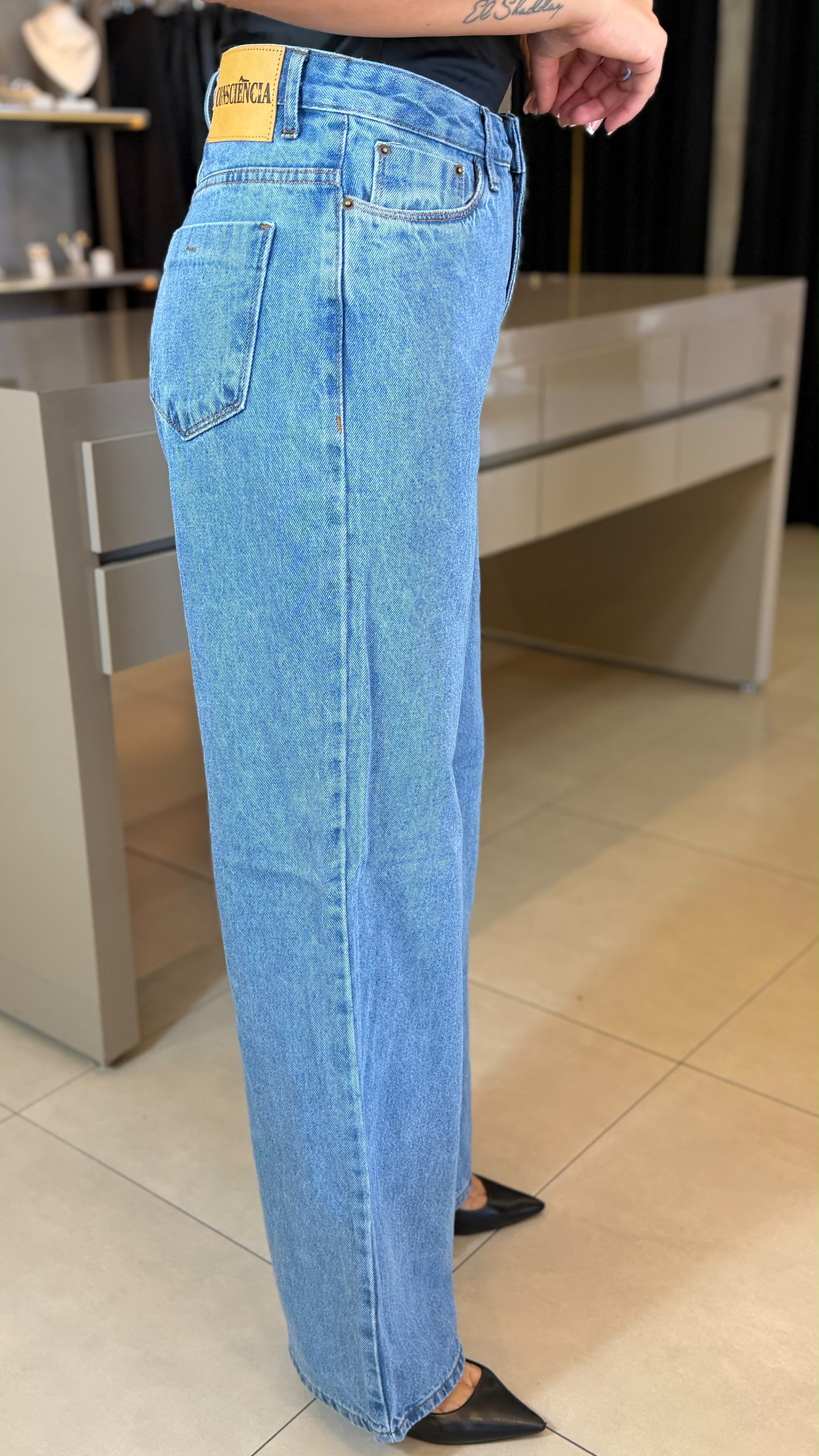 CALÇA JEANS WIDE LEG CONSCIÊNCIA