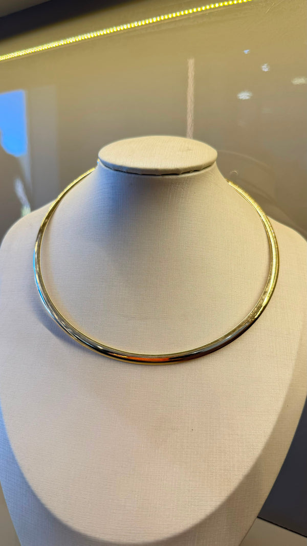 COLAR ARO