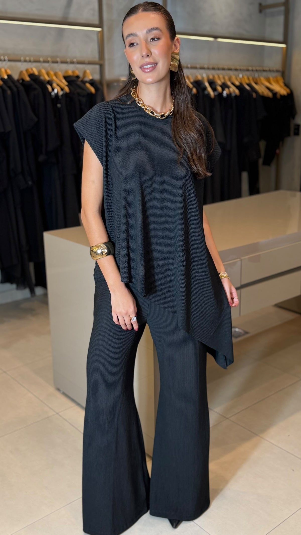 CONJUNTO ASSIMETRICO