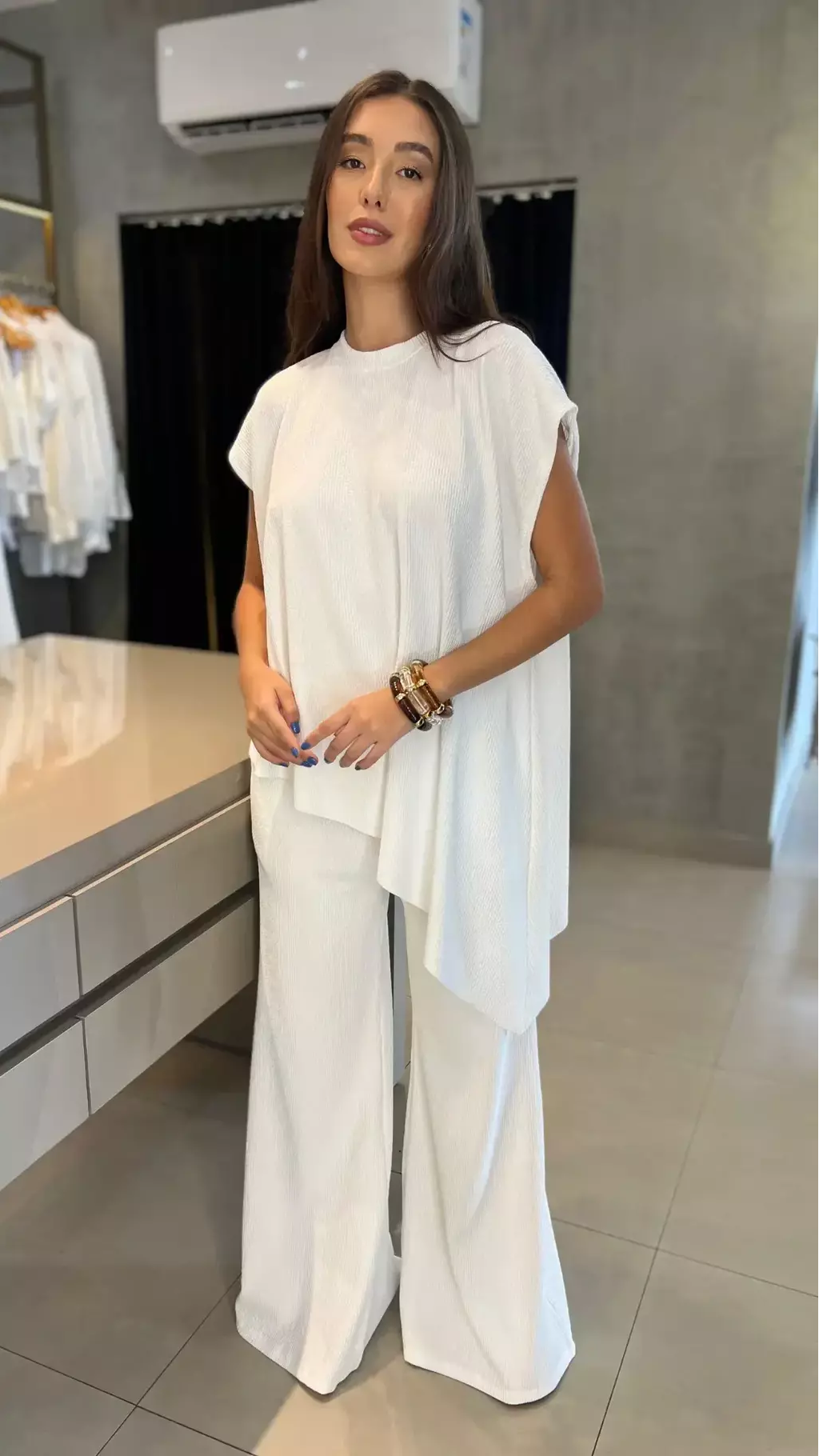 CONJUNTO ASSIMETRICO