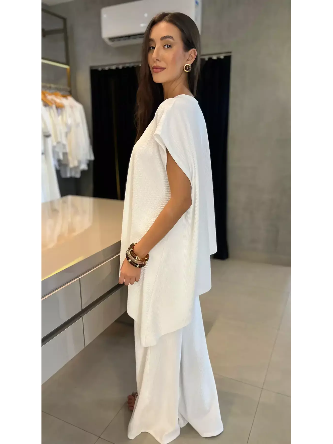 CONJUNTO ASSIMETRICO