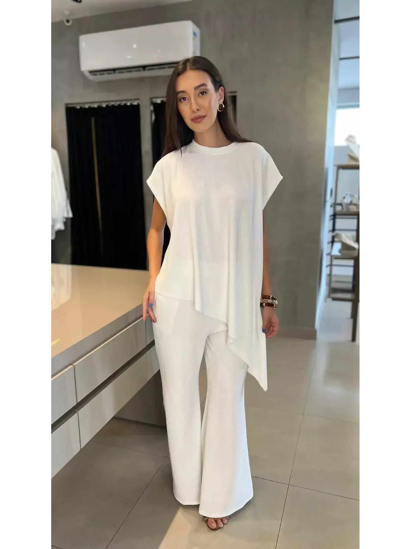 CONJUNTO ASSIMETRICO