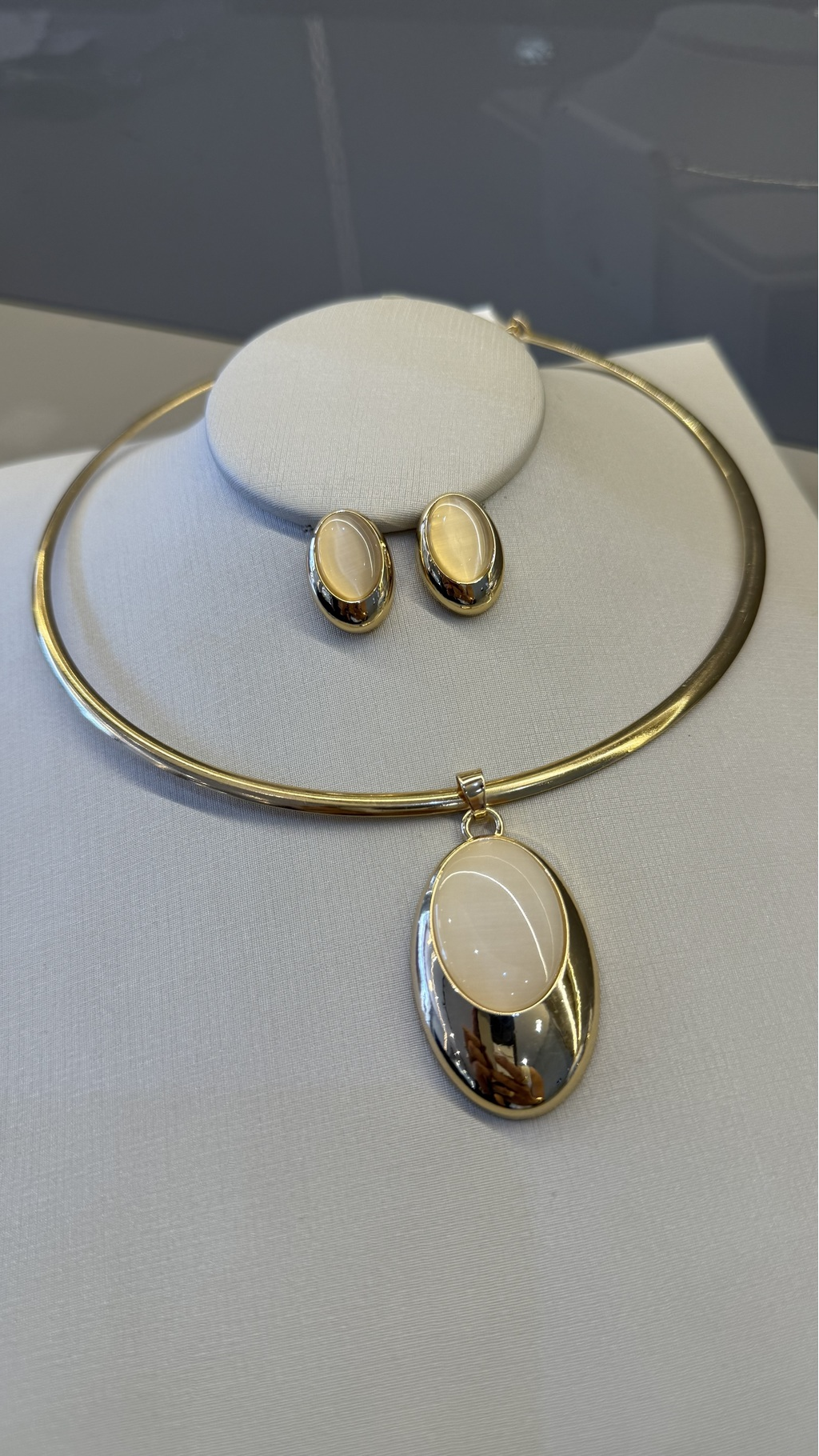 CONJUNTO COLAR LUCIANA