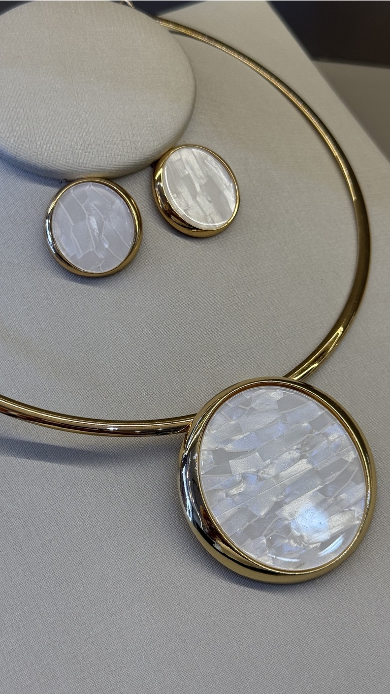 CONJUNTO COLAR VAL