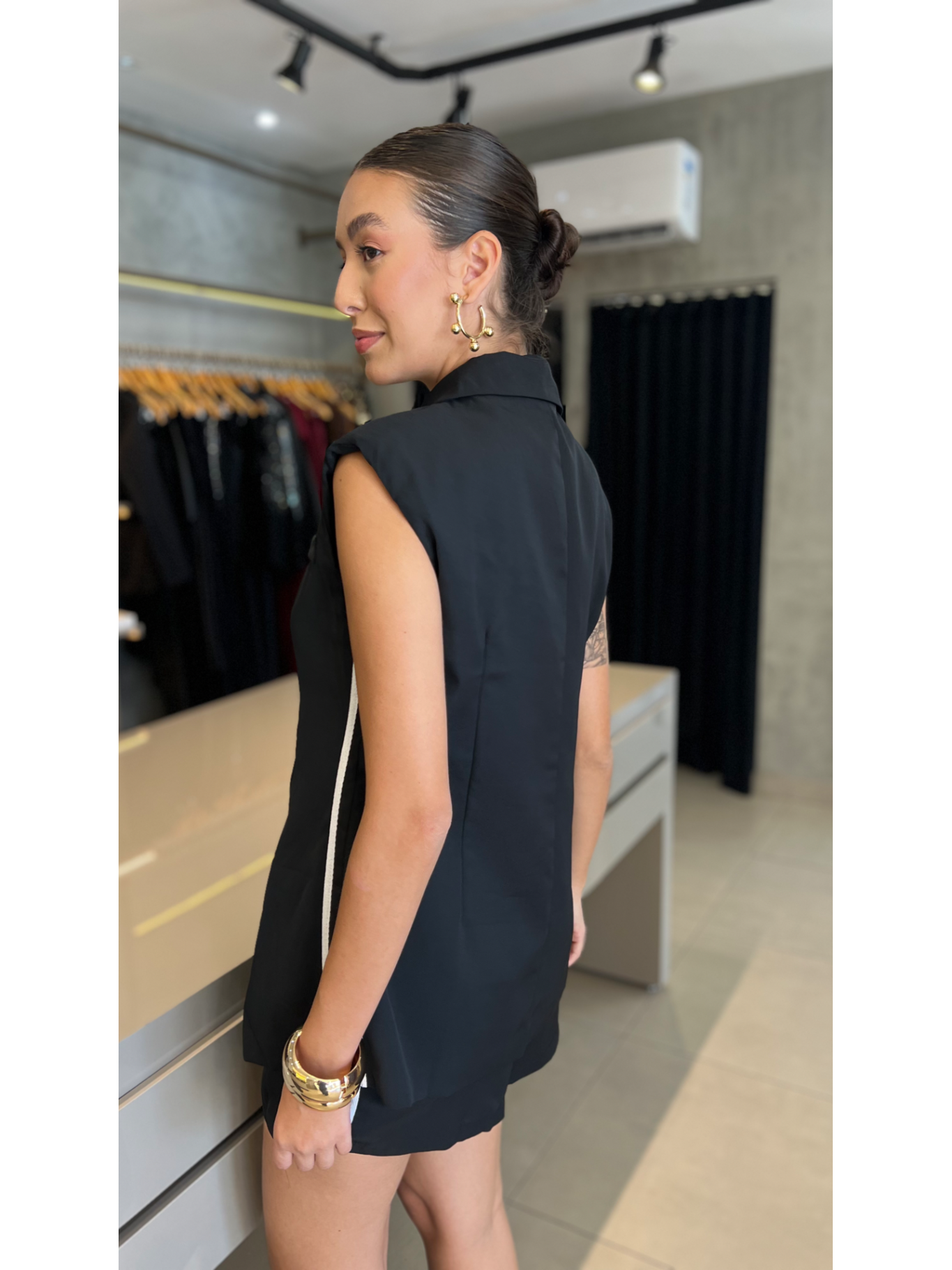 CONJUNTO COLETE SHORT LUMI