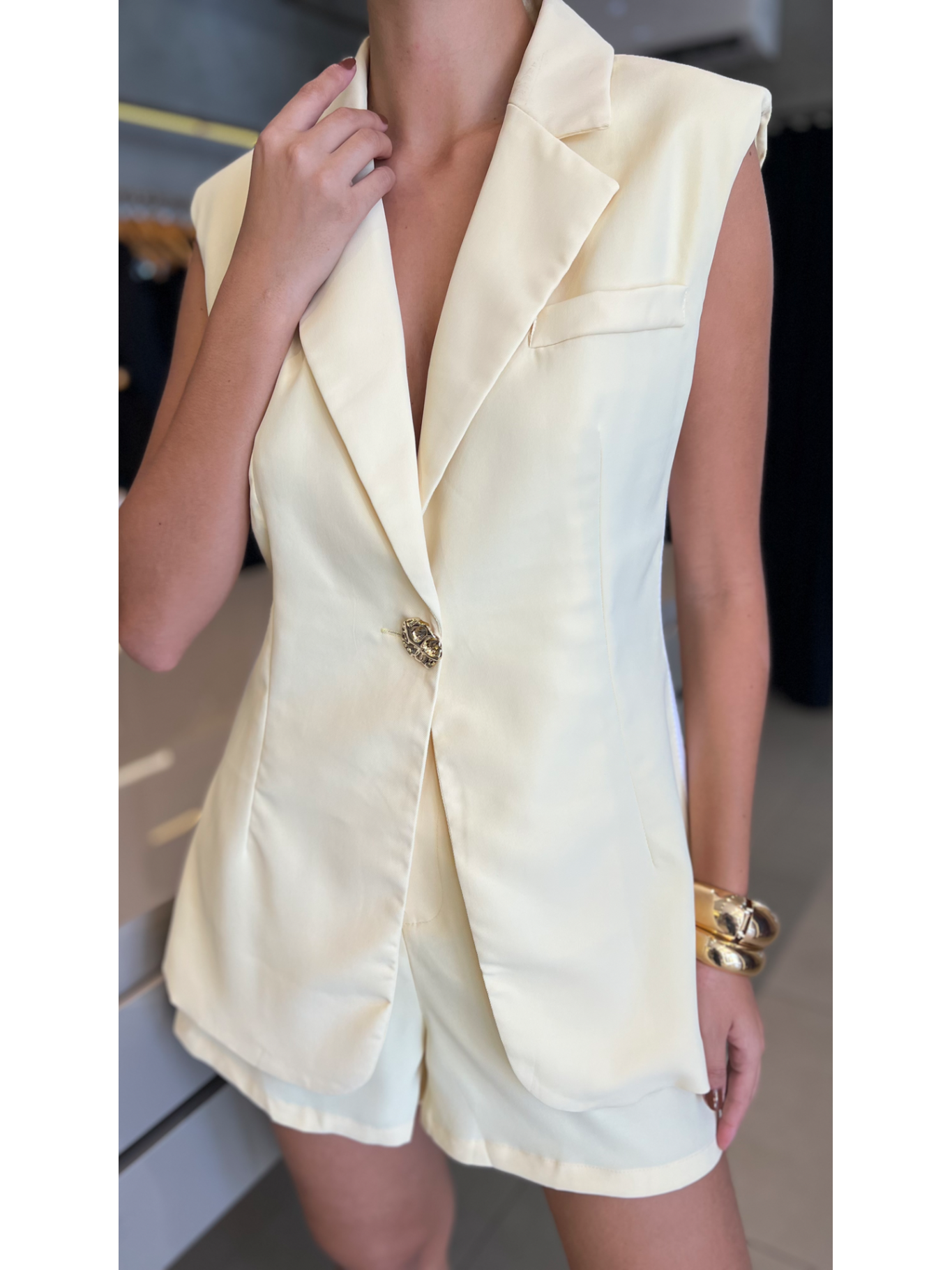 CONJUNTO COLETE SHORT LUMI